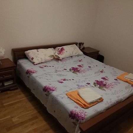 Apartment Misulino Kotor Luaran gambar