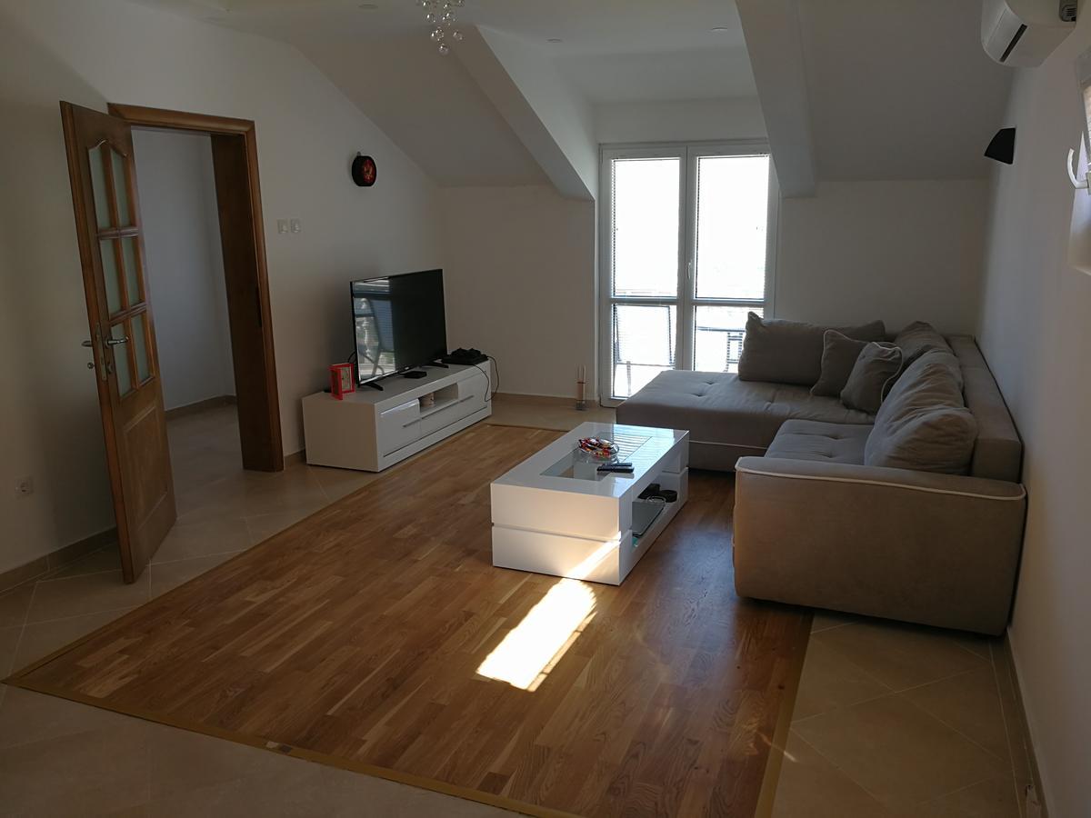 Apartment Misulino Kotor Luaran gambar