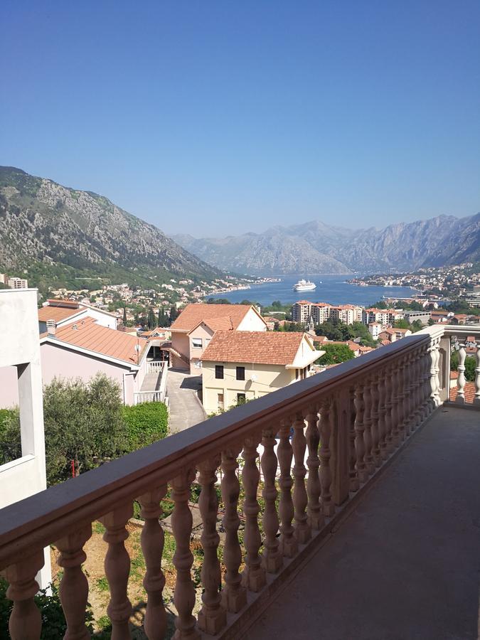 Apartment Misulino Kotor Luaran gambar