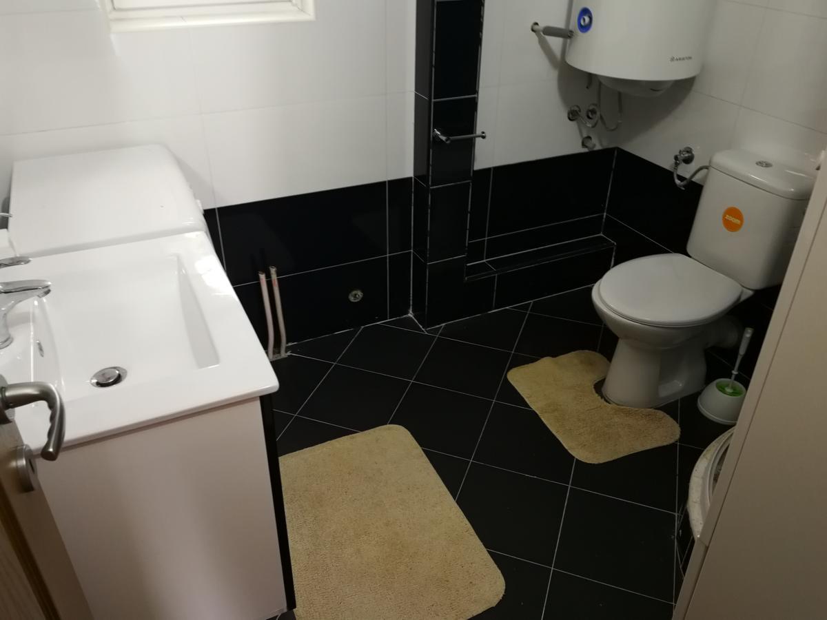 Apartment Misulino Kotor Luaran gambar